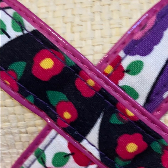 Vera Bradley - Picture 4 of 5